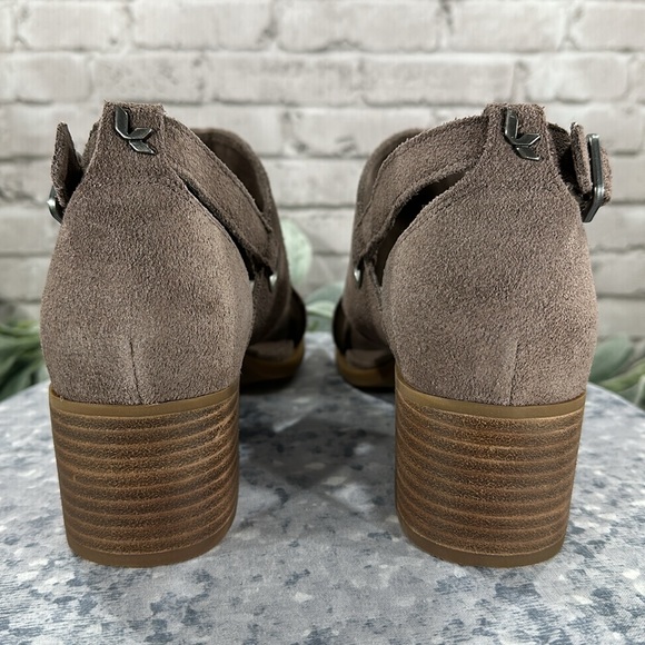 Koolaburra by UGG Kaiah Dark Tan Suede Open Toe Shooties Women’s 7.5M🌟NWOT🌟 - Picture 6 of 11